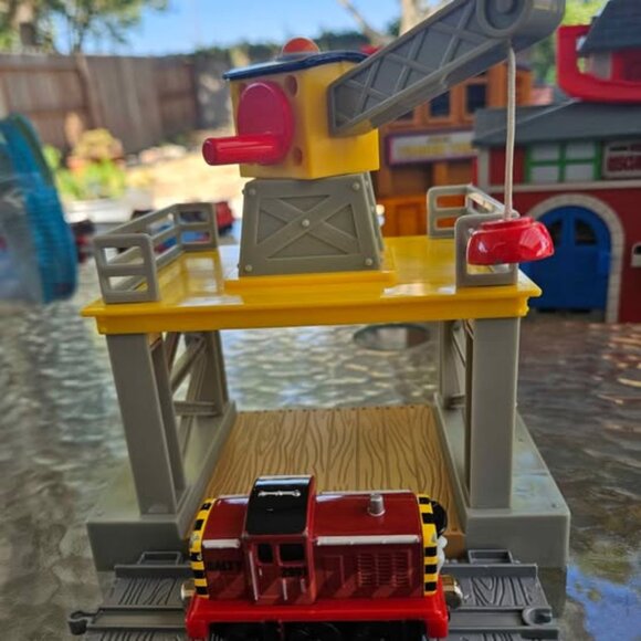 Thomas & Friends Gantry Crane 2006 Learning Curve 6 1/2" Thomas The Tank Engine - Picture 4 of 4